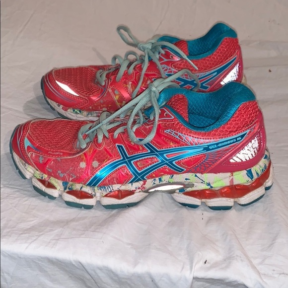 ASICS Gel-Nimbus 16 running sneakers size 7.5 - Picture 3 of 8